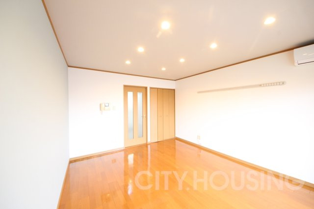 LUCE住吉の居間・リビング