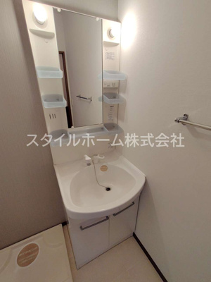 【洗面所】 | ロイヤルコートＣ | イメージです。