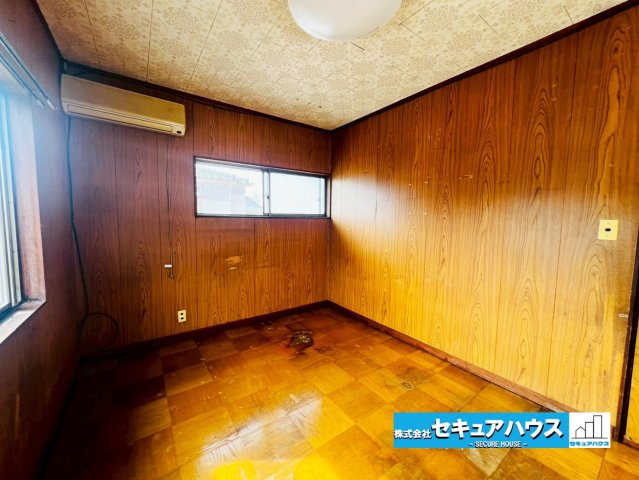 【今すぐご案内可能】豊明市三崎町中ノ坪　戸建の洋室|お子様のお部屋や主寝室、来客時の宿泊室、趣味のお部屋としてもご利用いただけます♪