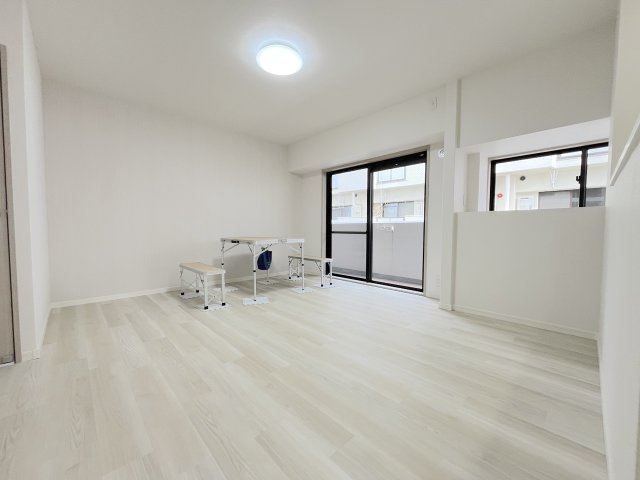 エスポワール南福岡の居間・リビング