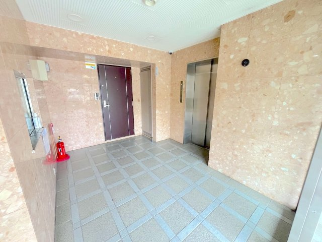 エスポワール南福岡のエントランス