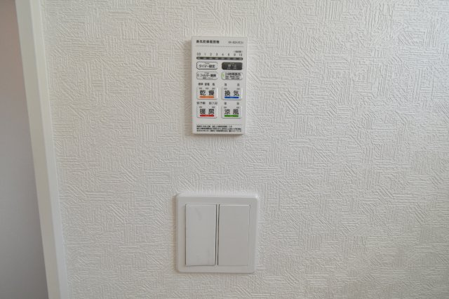 南アルプス市在家塚の新築一戸建の浴室|暖房換気扇付き