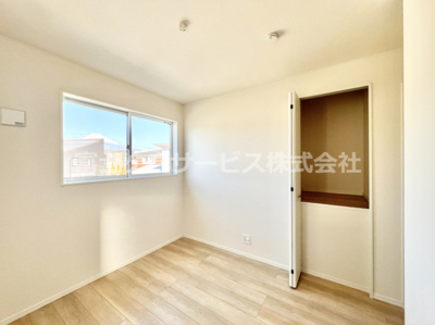 【洋室】 | 裾野市佐野 7期 新築一戸建て 3号棟  | 5帖の洋室です