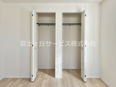 【収納】 | 裾野市佐野 7期 新築一戸建て 4号棟  | 寝室の収納です