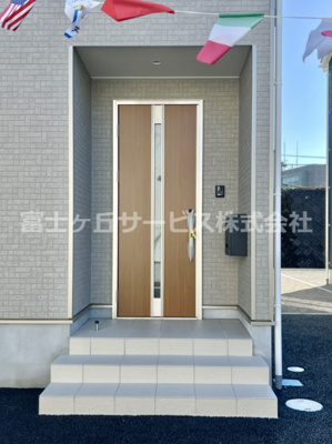 【エントランス】 | 裾野市佐野 7期 新築一戸建て 4号棟  | エントランスです