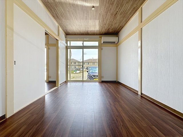 ビレッジ笠間の居間・リビング