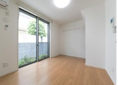 ジャスパー祖師谷の居間・リビング