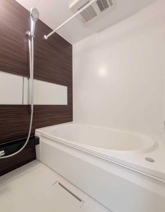 バーゴウ　フルリノベーション　シャーメゾン　駅近の浴室