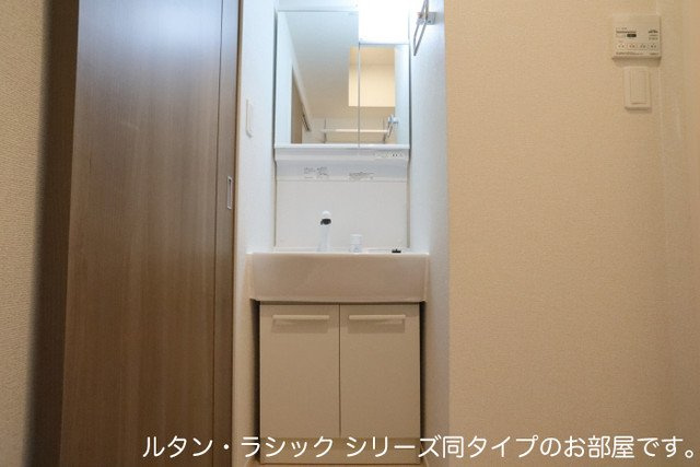 ソレアード　Ｂの洗面所