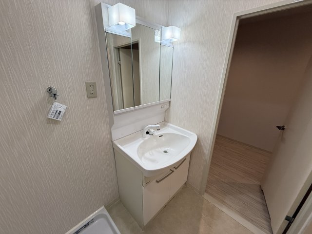 グリーンパレス千里中央B棟の独立洗面台