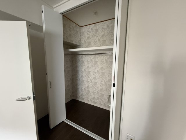 サンロイヤル池田駅前の収納