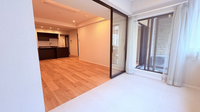 ★仲介手数料無料★ルミナス一番町(一番町に佇むヴィンテージ物件　新規リフォーム済み）の玄関