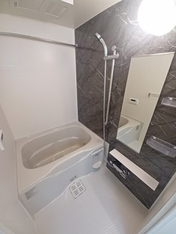 プラシードⅢの浴室