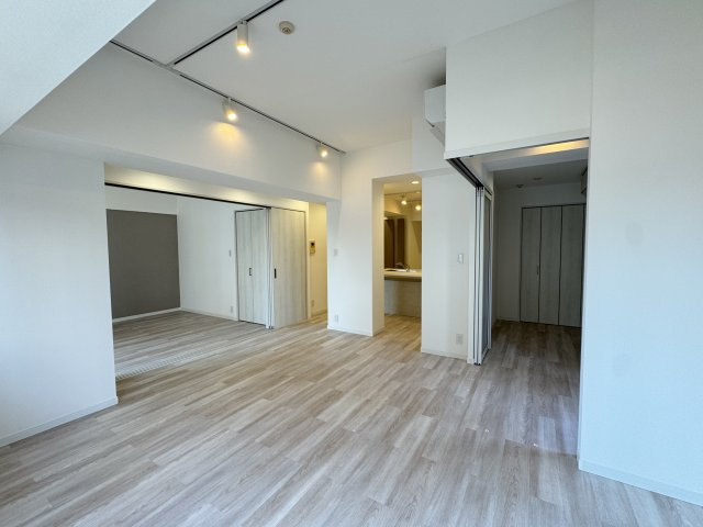 プライムアーバン千住の居間・リビング