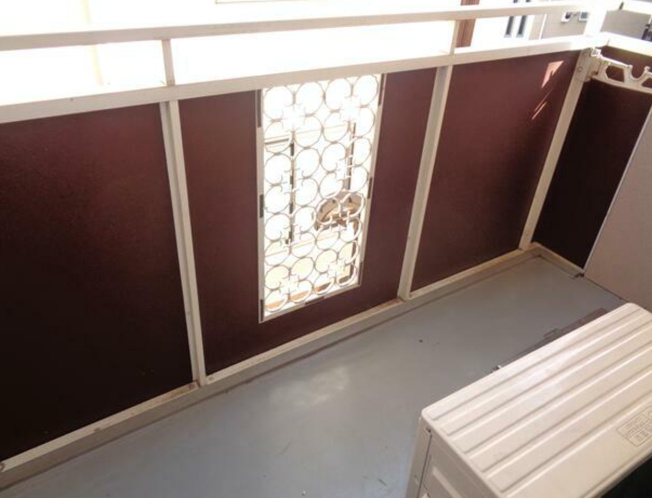 【バルコニー】