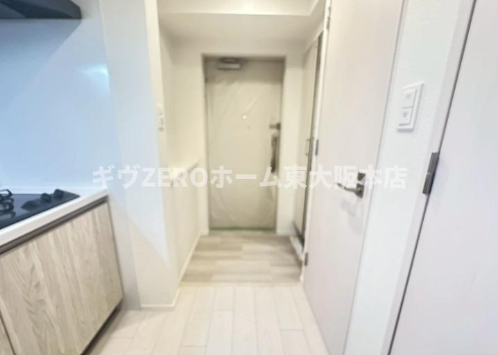 スプランディッド上本町WESTの玄関