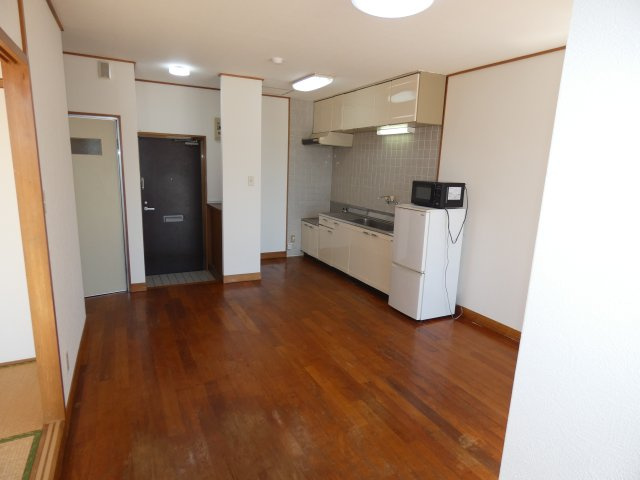 松藤ビルの居間・リビング|居室です