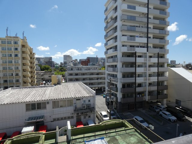 松藤ビルの展望|バルコニーからの眺めです