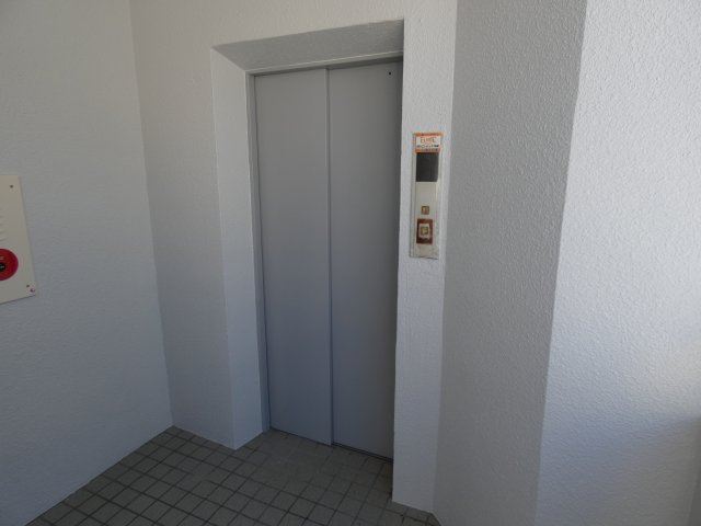 松藤ビルのその他共用部分|エレベーター付きです