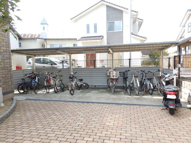 ピュア　D棟のその他|駐輪場