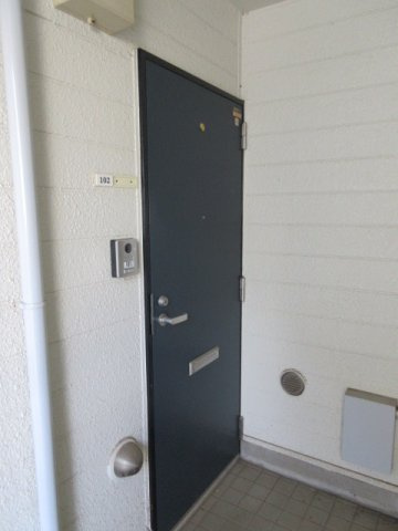 エバーグリーンハイツの玄関