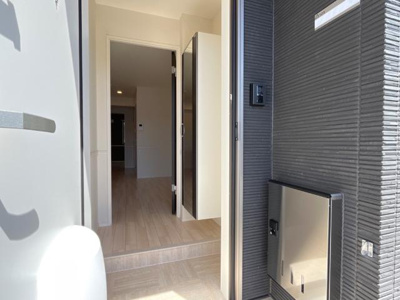 【玄関】 | 笹谷字中谷地新築アパート　Ａ棟 | 玄関（イメージ）