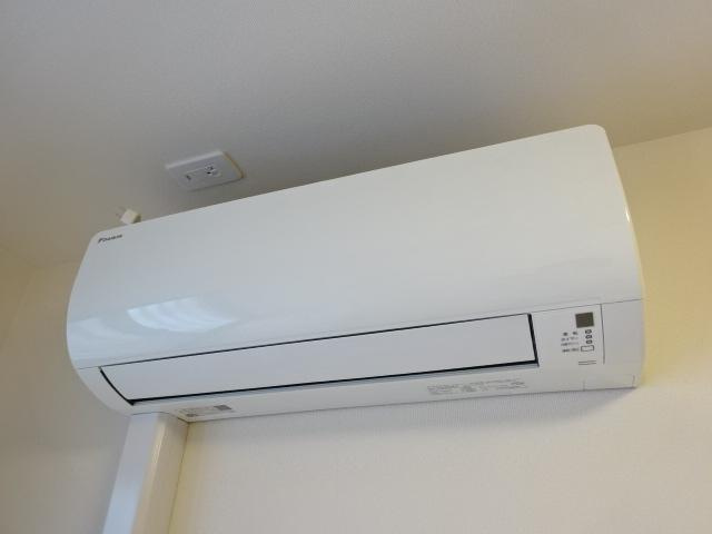 ディアコート下伊福の設備|エアコン（２台付）