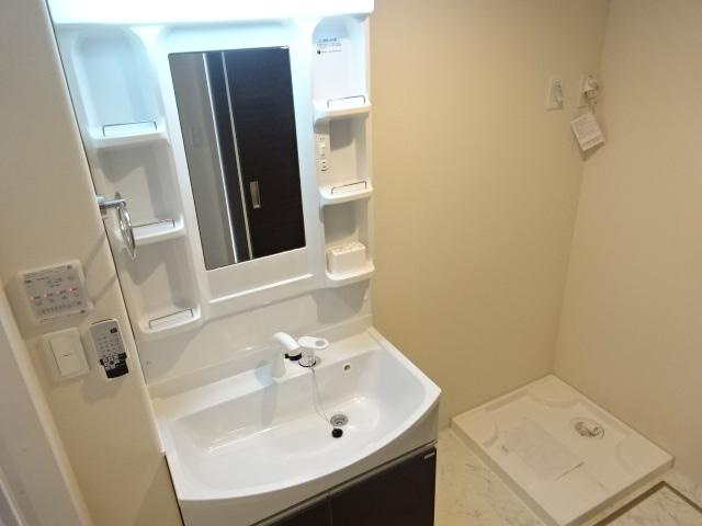 ディアコート下伊福の洗面所|洗髪洗面化粧台