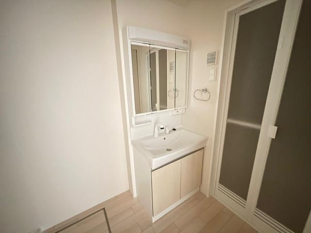 Premierの洗面所|洗髪洗面化粧台