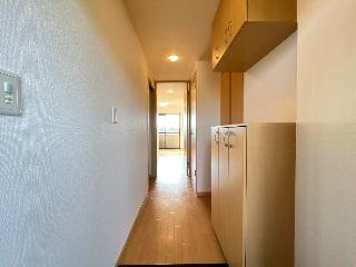 サニー　コンフォースの内装|廊下