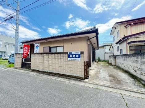 前橋市日吉町１期中古一戸建ての前面道路含む現地写真