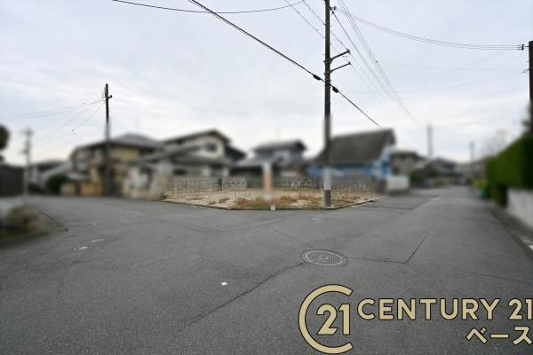 大和郡山市泉原町の売地の前面道路含む現地写真|■現地撮影写真■二方角地で開放感があります！