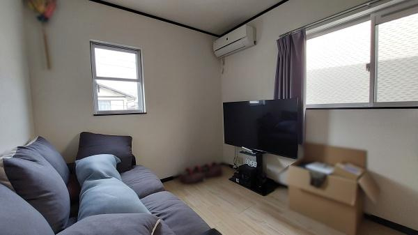 和歌山市鳴神　中古戸建の洋室