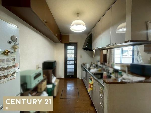 和歌山市西小二里2丁目　中古戸建のキッチン