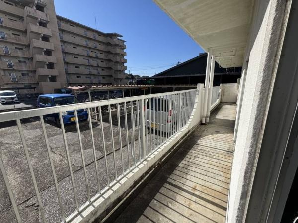 セイザンハイツ高松のバルコニー