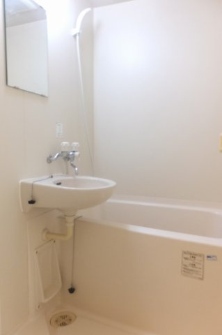 レオパレスＴ．ＨＯＵＳＥの内装