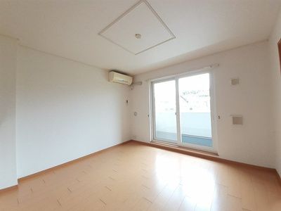 【居間・リビング】 | フローレスＢ | おしゃれな居間です