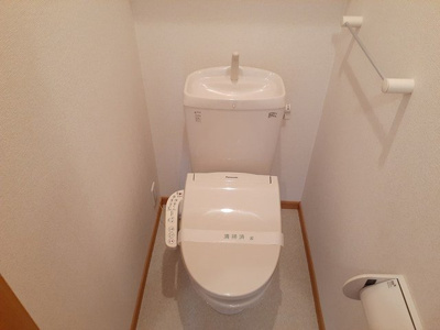 【トイレ】 | フローレスＢ | コンパクトで使いやすいトイレです