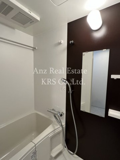 【浴室】 | WORVE大阪本町 | 浴室乾燥機つきの浴室です☆