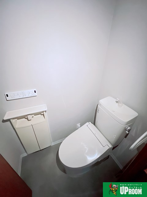 北名古屋市貸家のトイレ