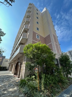 アリビオ江坂垂水町の外観|きれいな外観です