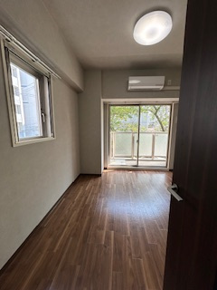 アリビオ江坂垂水町の居間・リビング|居間です