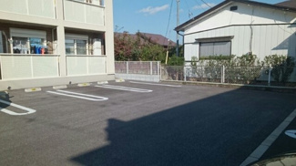 【駐車場】 | カーサリブラⅡ