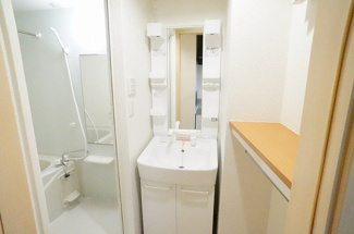 【洗面所】 | カーサリブラⅡ