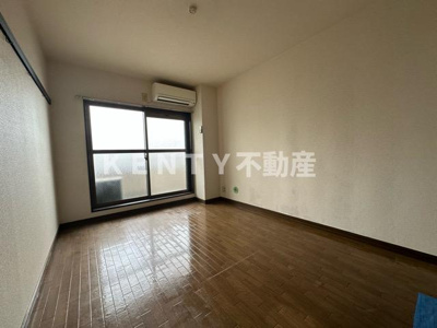 【内装】 | ヴェルドミール | 明るい色調の室内です