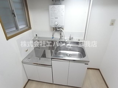 【キッチン】 | レディースコーポ | 使いやすいキッチンです