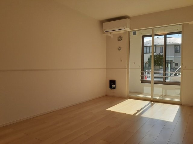 イアースⅡの居間・リビング