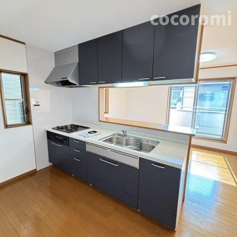 田井町貸家のキッチン