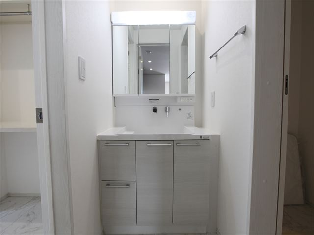 【独立洗面台】の画像