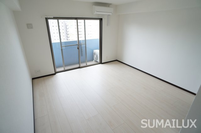 クロノス40新町IIIの内装